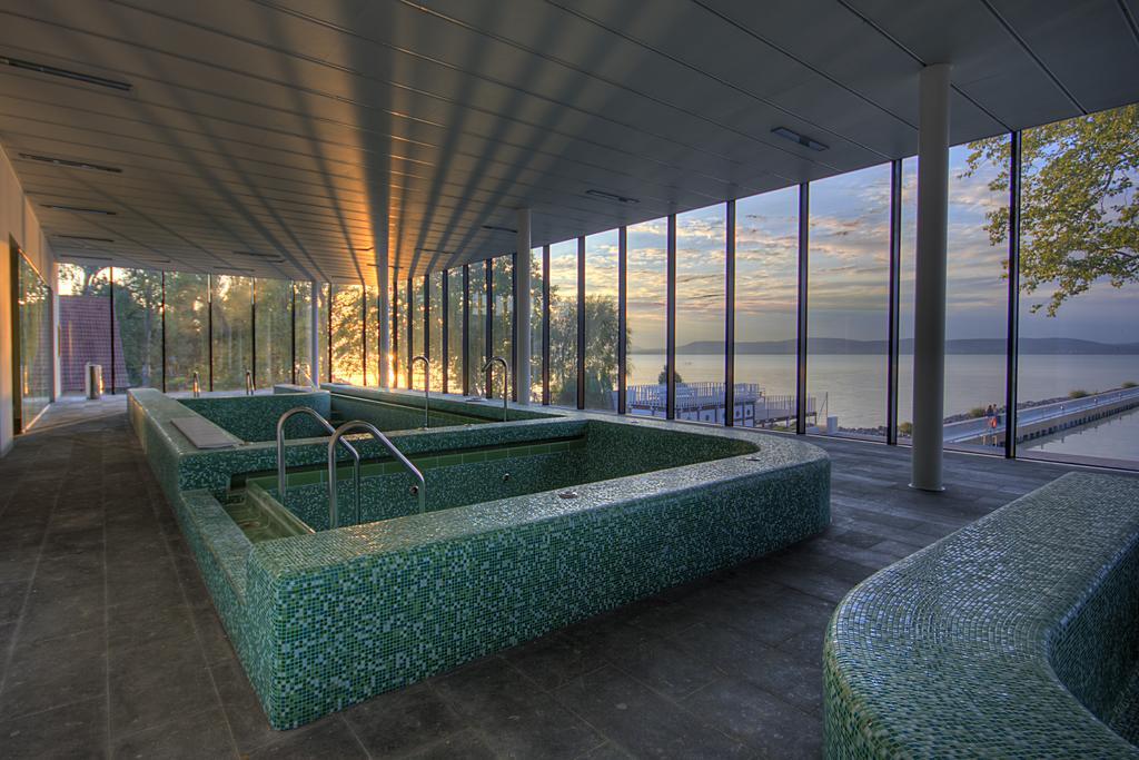 Bl Bavaria Yachtclub & Apartments Balatonlelle Extérieur photo